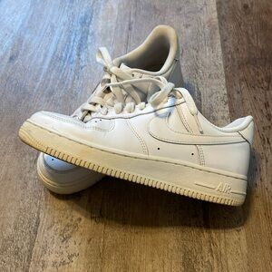 Women’s Nike Air Force 1 size 7